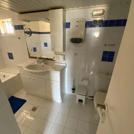 Familienfreundliches Fischerhaus Am Porto Heli